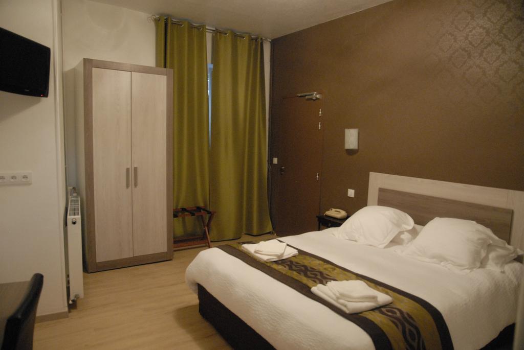 Logis Grand Hotel Pelisson Nontron Ruang foto