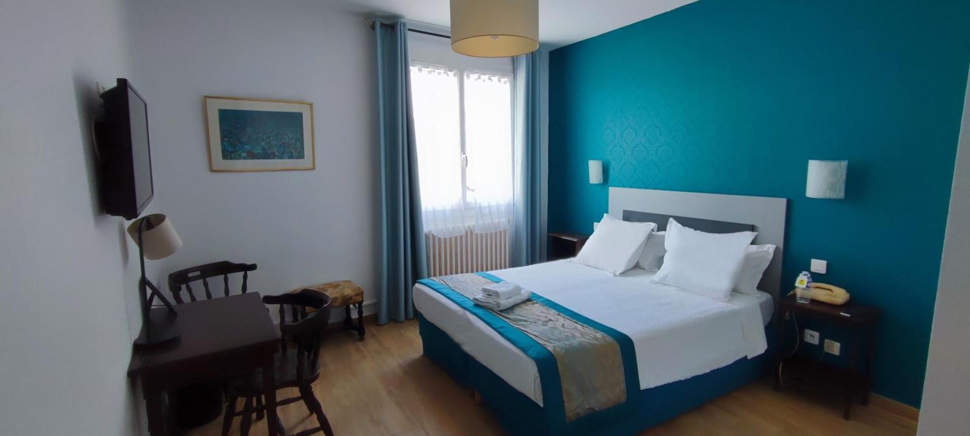 Logis Grand Hotel Pelisson Nontron Bagian luar foto