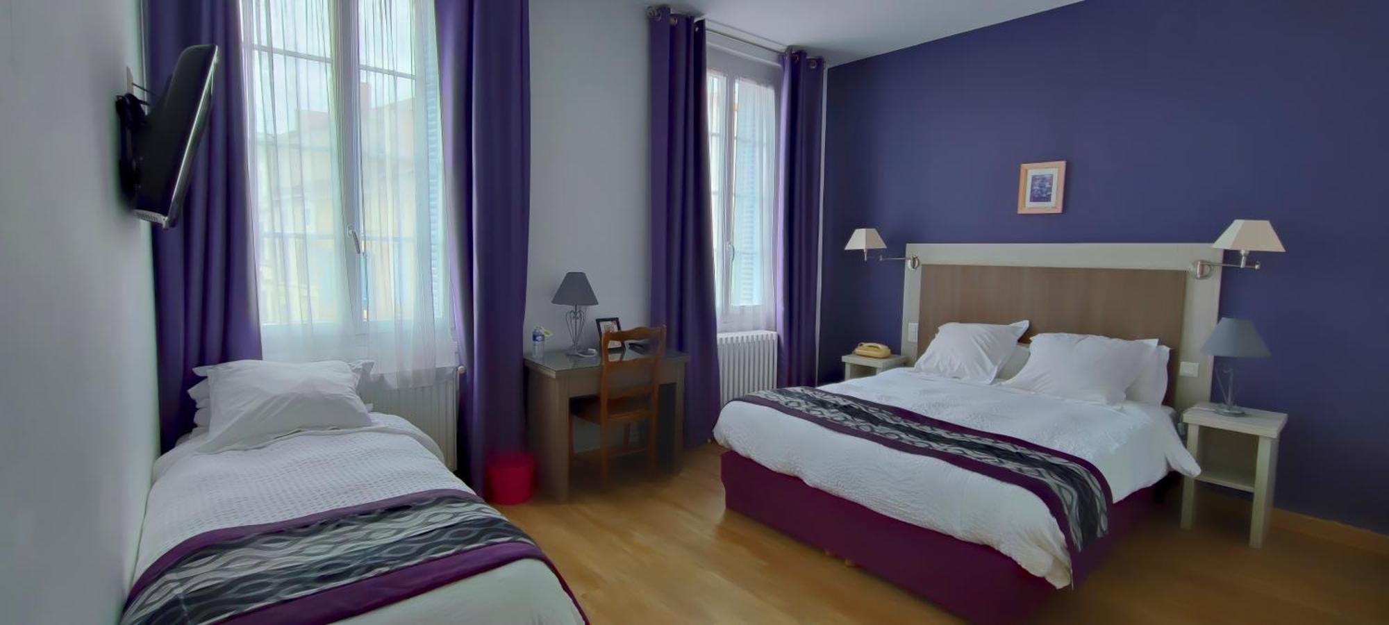 Logis Grand Hotel Pelisson Nontron Bagian luar foto