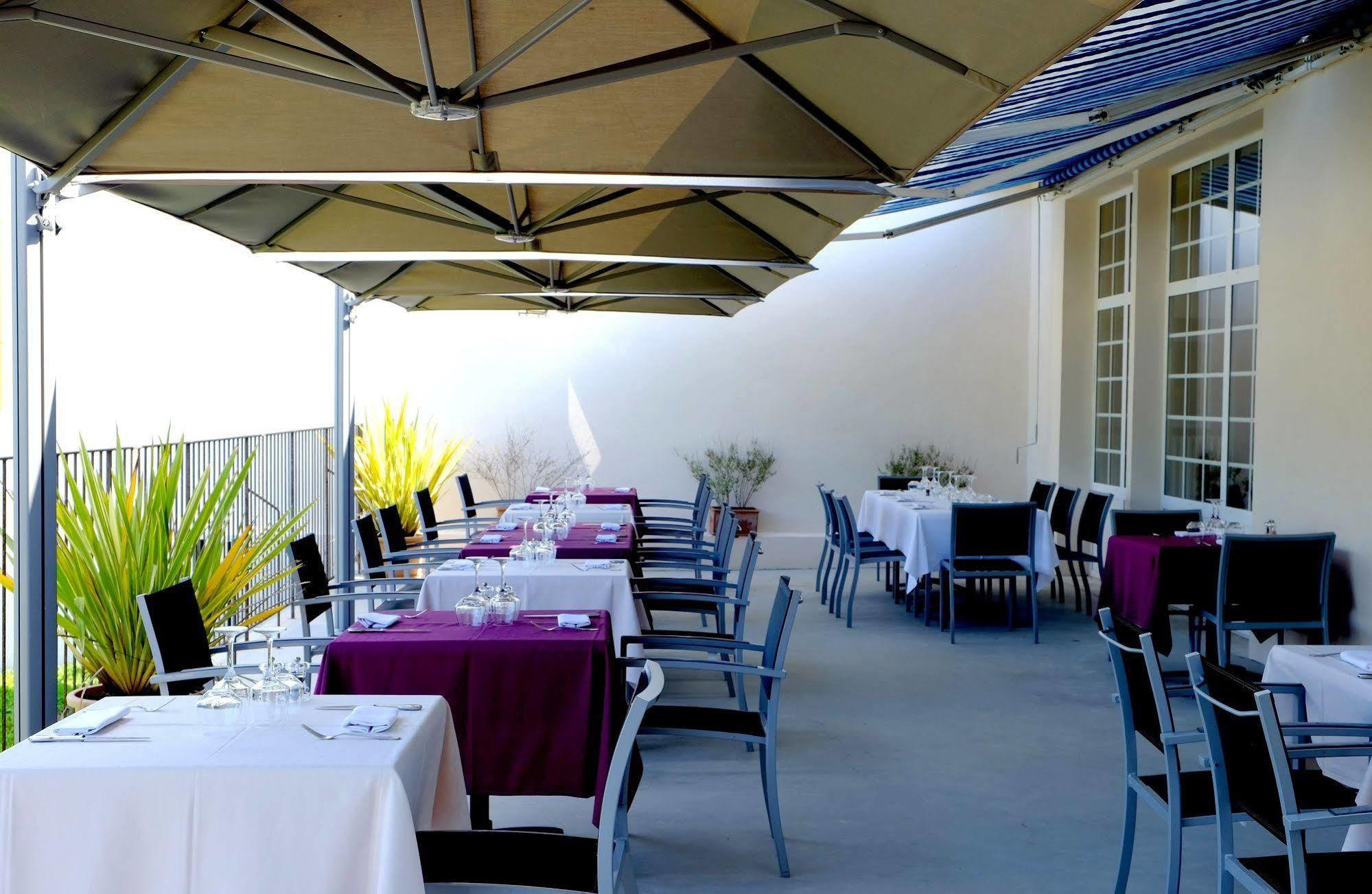 Logis Grand Hotel Pelisson Nontron Bagian luar foto